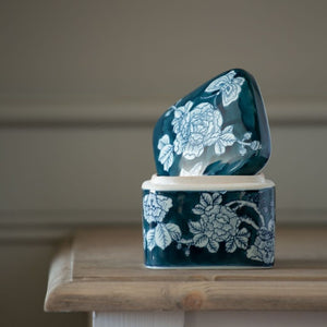 Square Lidded Pot Delft Rose - Pretty Little Duck