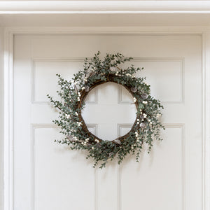 White Berry & Cone Willow Wreath