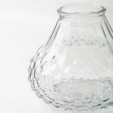 Load image into Gallery viewer, Mia Diamond Glass Vase - Pretty Little Duck
